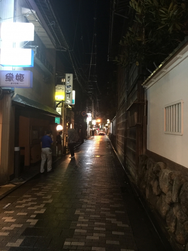 夜中の新潟